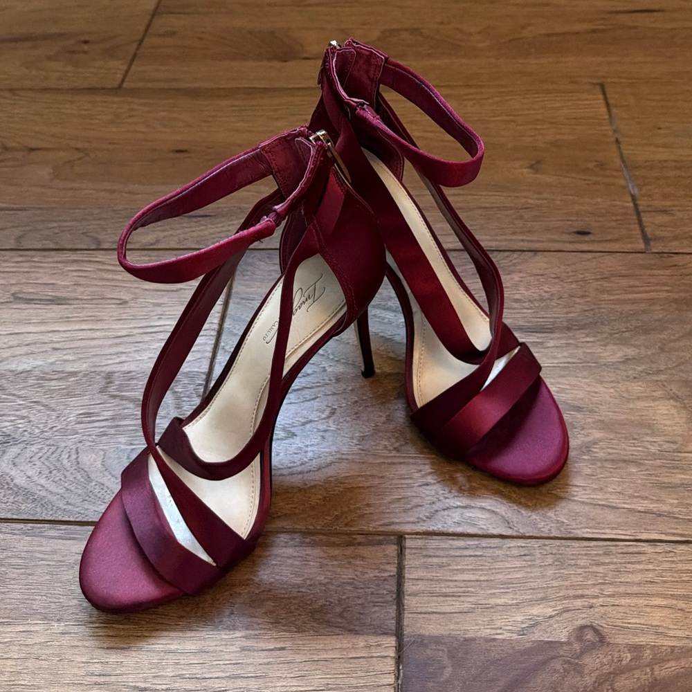 Vince Camuto Burgundy Satin Strappy Heels Ankle Strap Stiletto 8.5